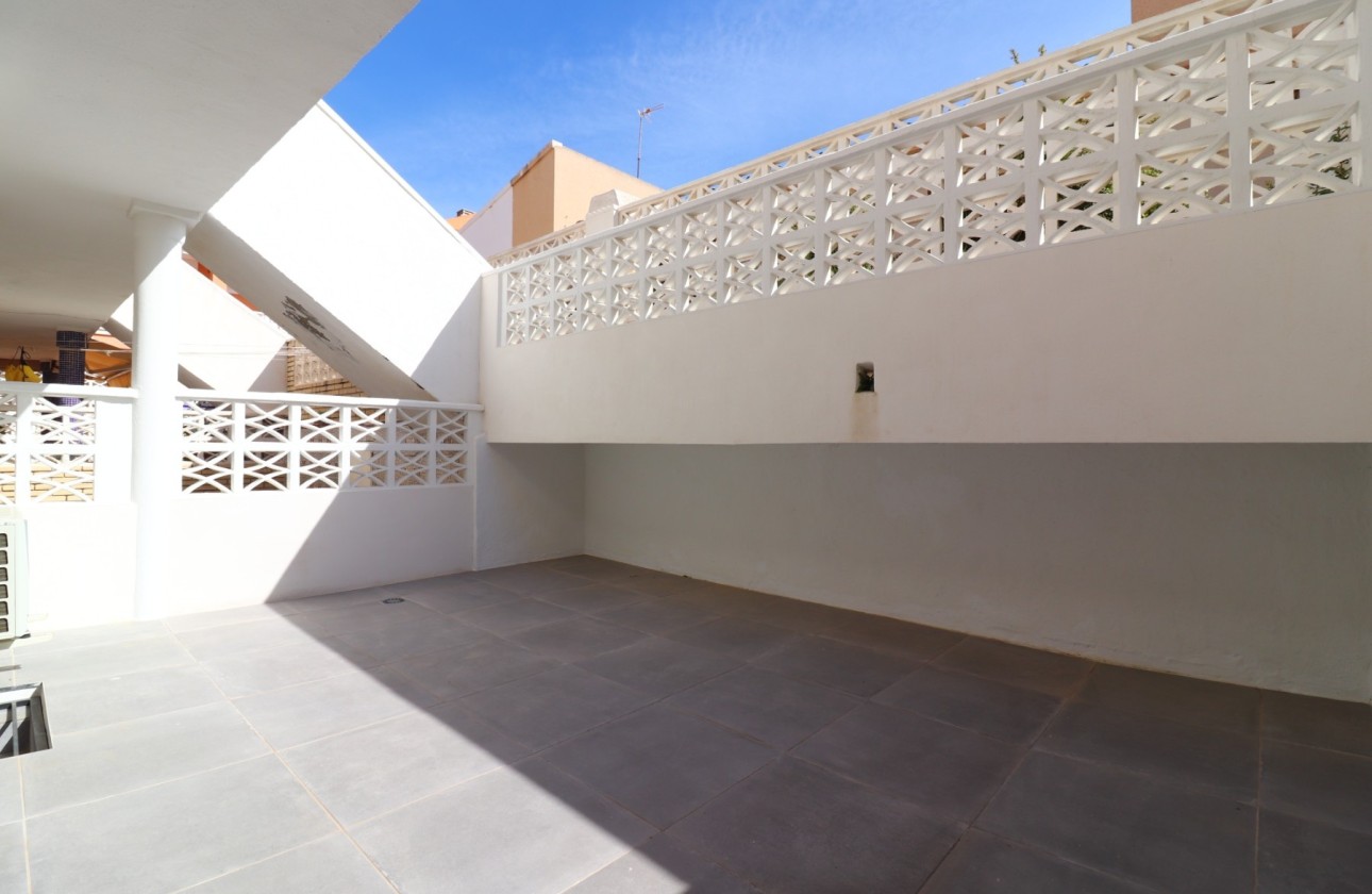 Wiederverkauf - Wohnung / Apartment -
Torrevieja - Torre La Mata
