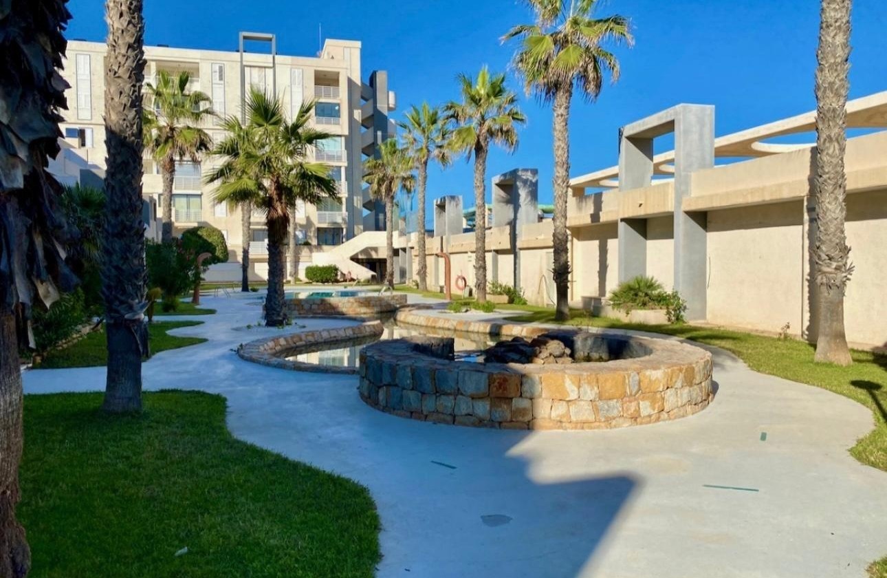 Wiederverkauf - Wohnung / Apartment -
Torrevieja - Torre la mata