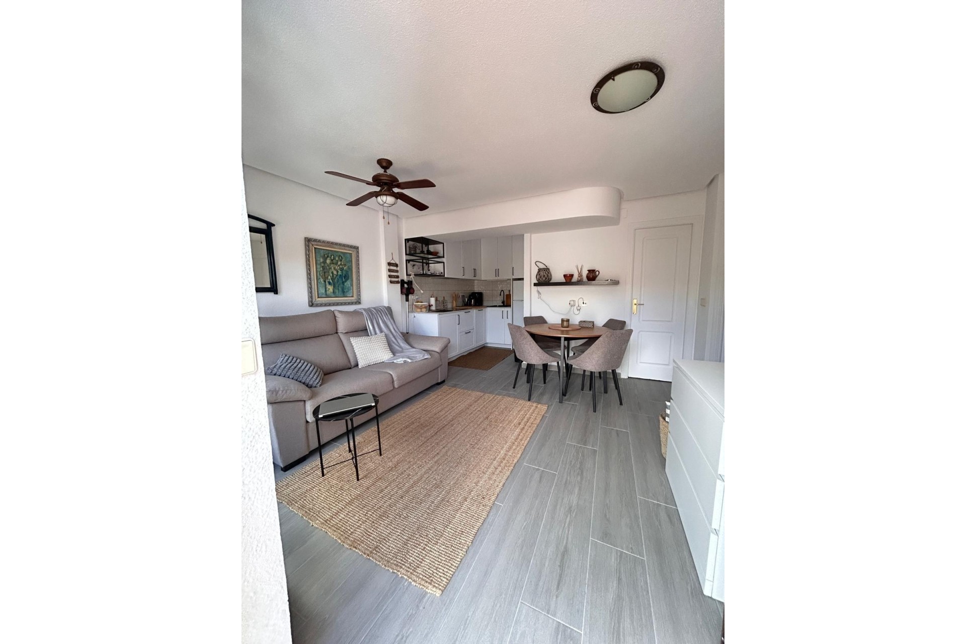 Wiederverkauf - Wohnung / Apartment -
Torrevieja - Torre la mata
