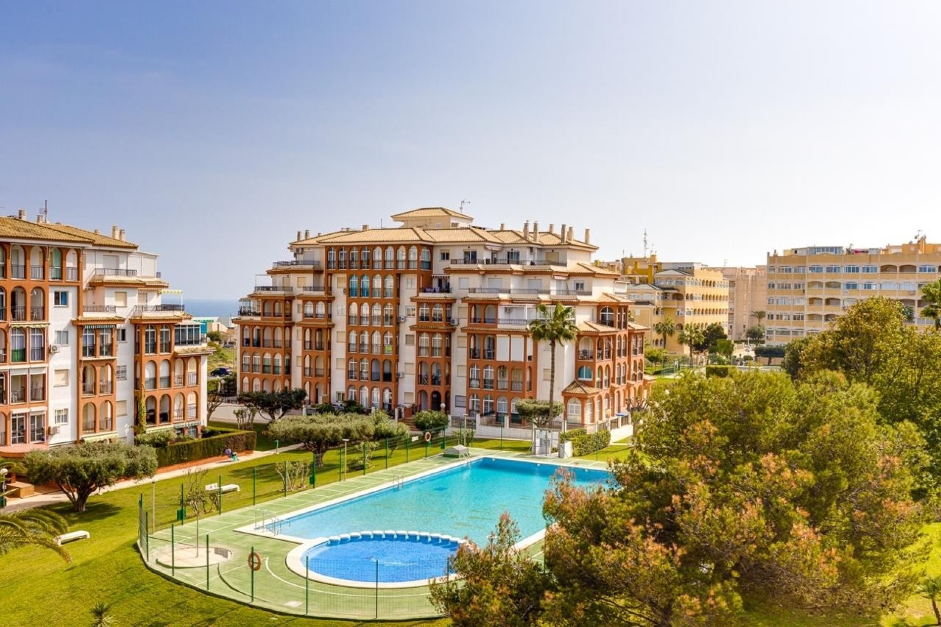 Wiederverkauf - Wohnung / Apartment -
Torrevieja - Torreblanca