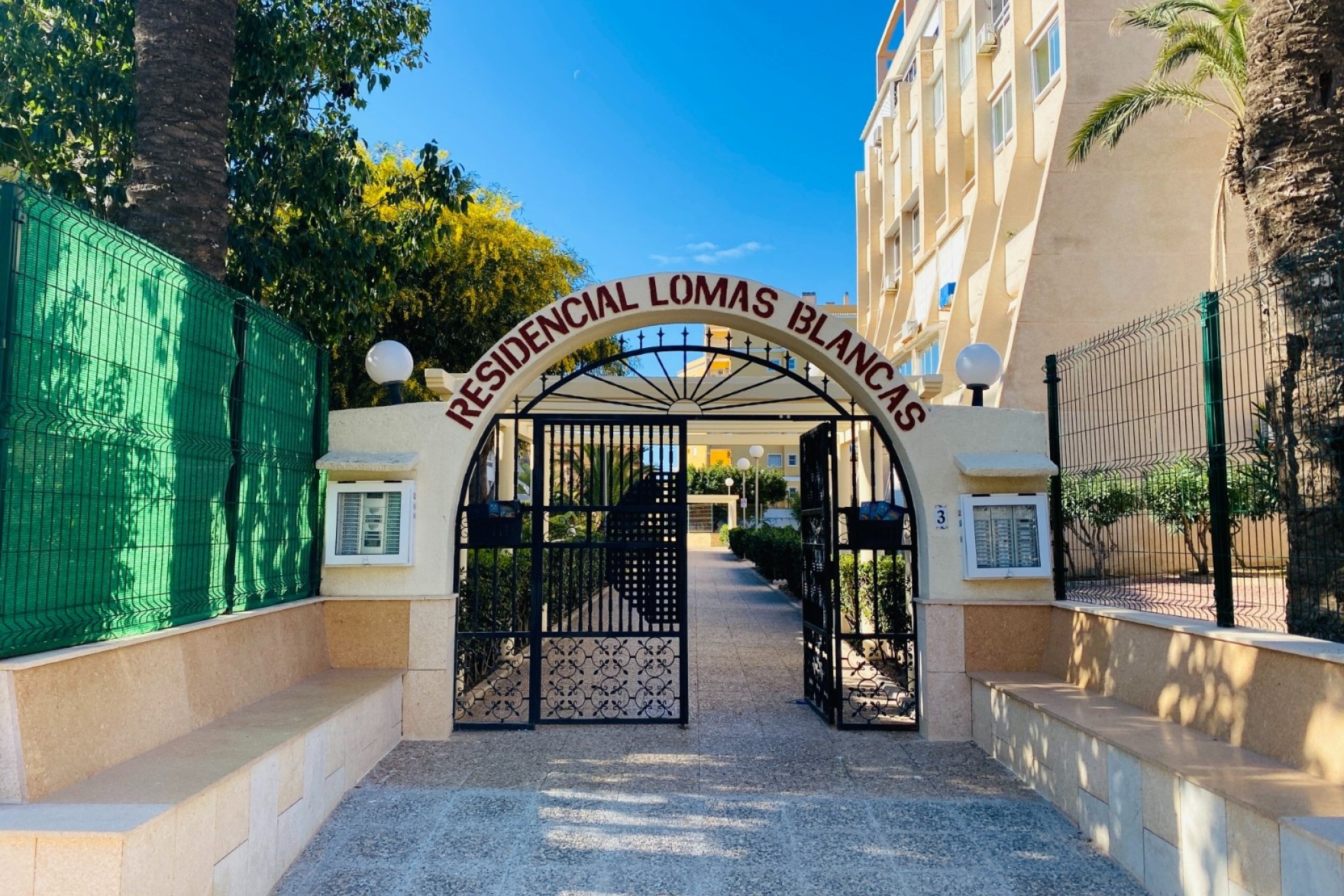 Wiederverkauf - Wohnung / Apartment -
Torrevieja - Torreblanca