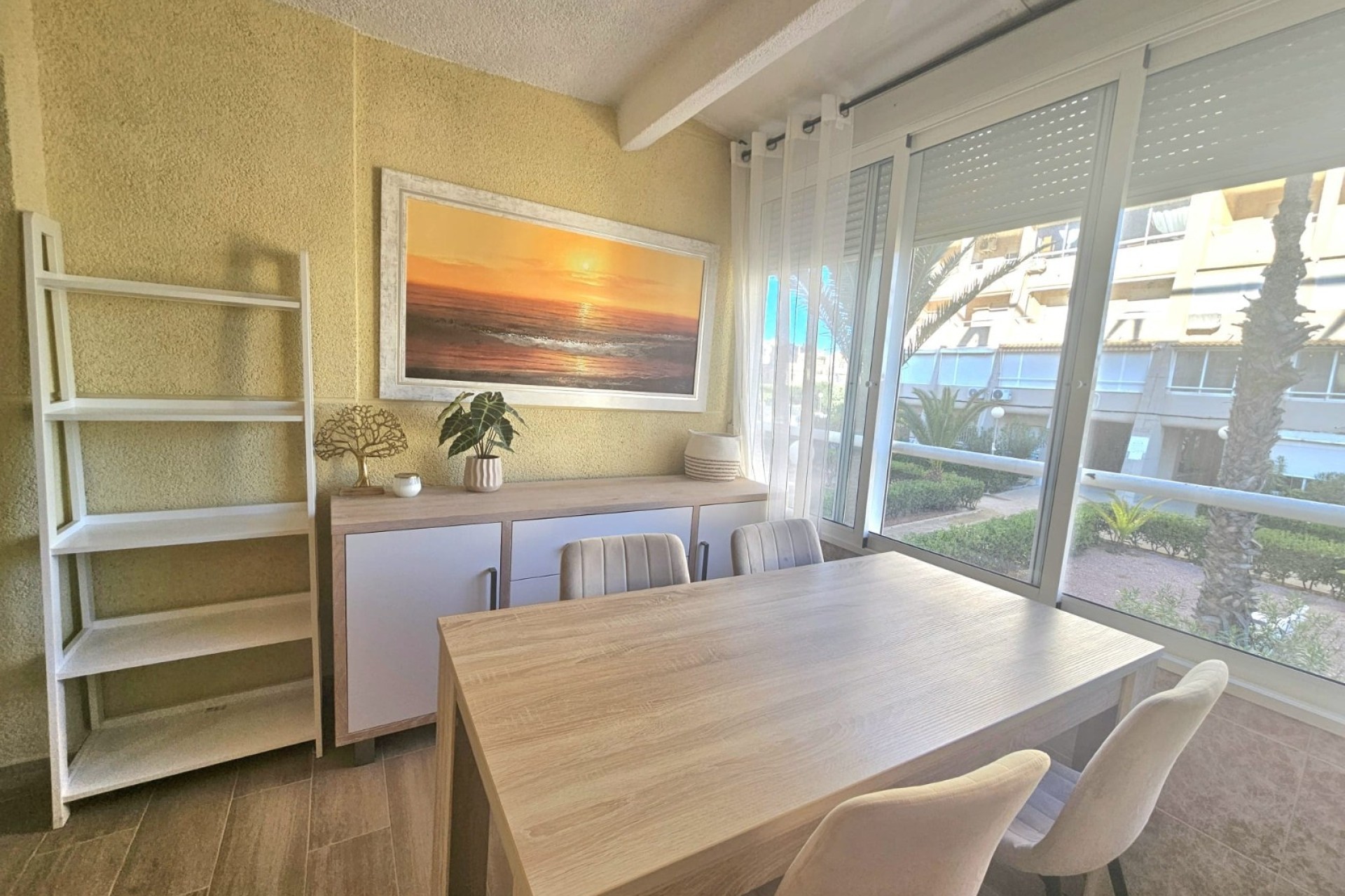 Wiederverkauf - Wohnung / Apartment -
Torrevieja - Torreblanca