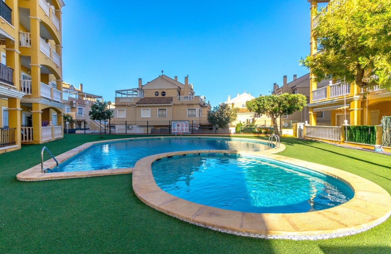 Wiederverkauf - Wohnung / Apartment -
Torrevieja - Torreblanca