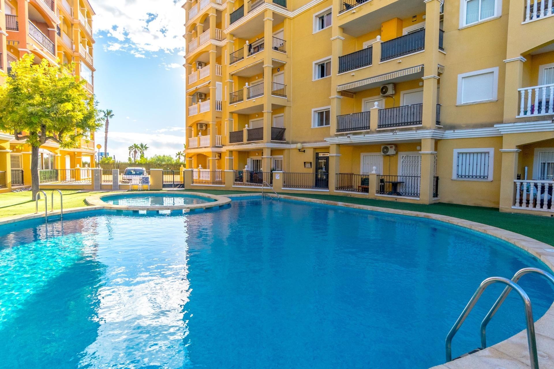 Wiederverkauf - Wohnung / Apartment -
Torrevieja - Torreblanca