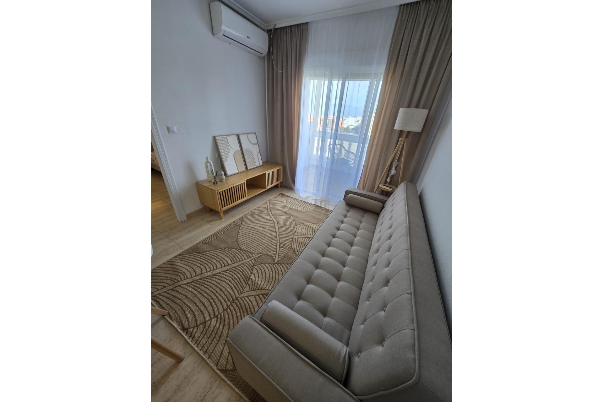 Wiederverkauf - Wohnung / Apartment -
Torrevieja - Torreblanca