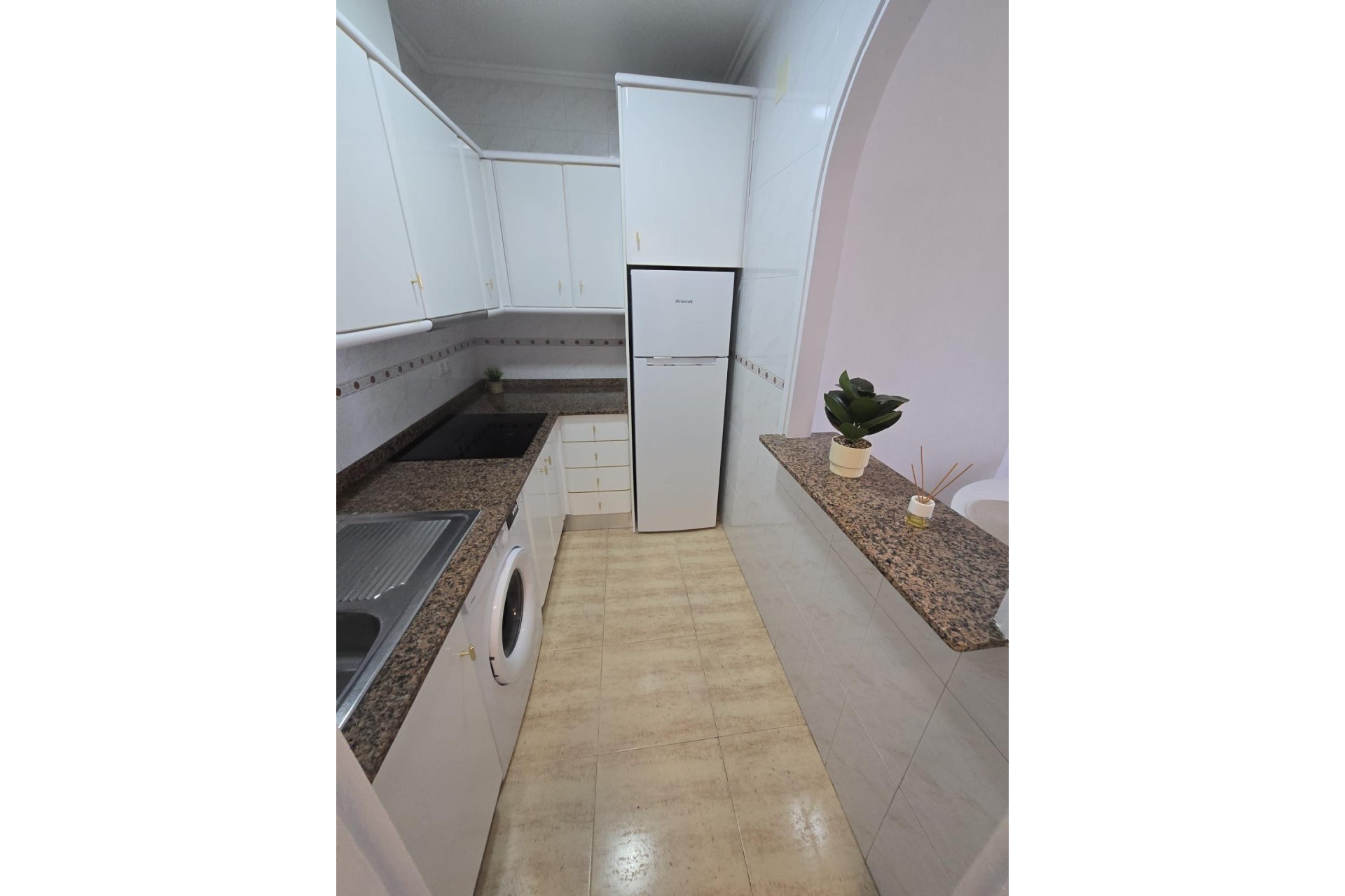 Wiederverkauf - Wohnung / Apartment -
Torrevieja - Torreblanca
