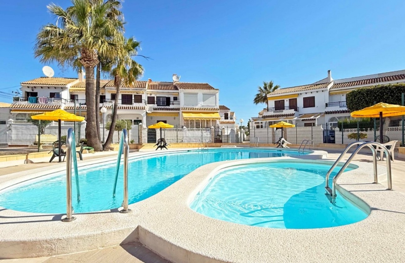 Wiederverkauf - Wohnung / Apartment -
Torrevieja - Torrelamata - La Mata