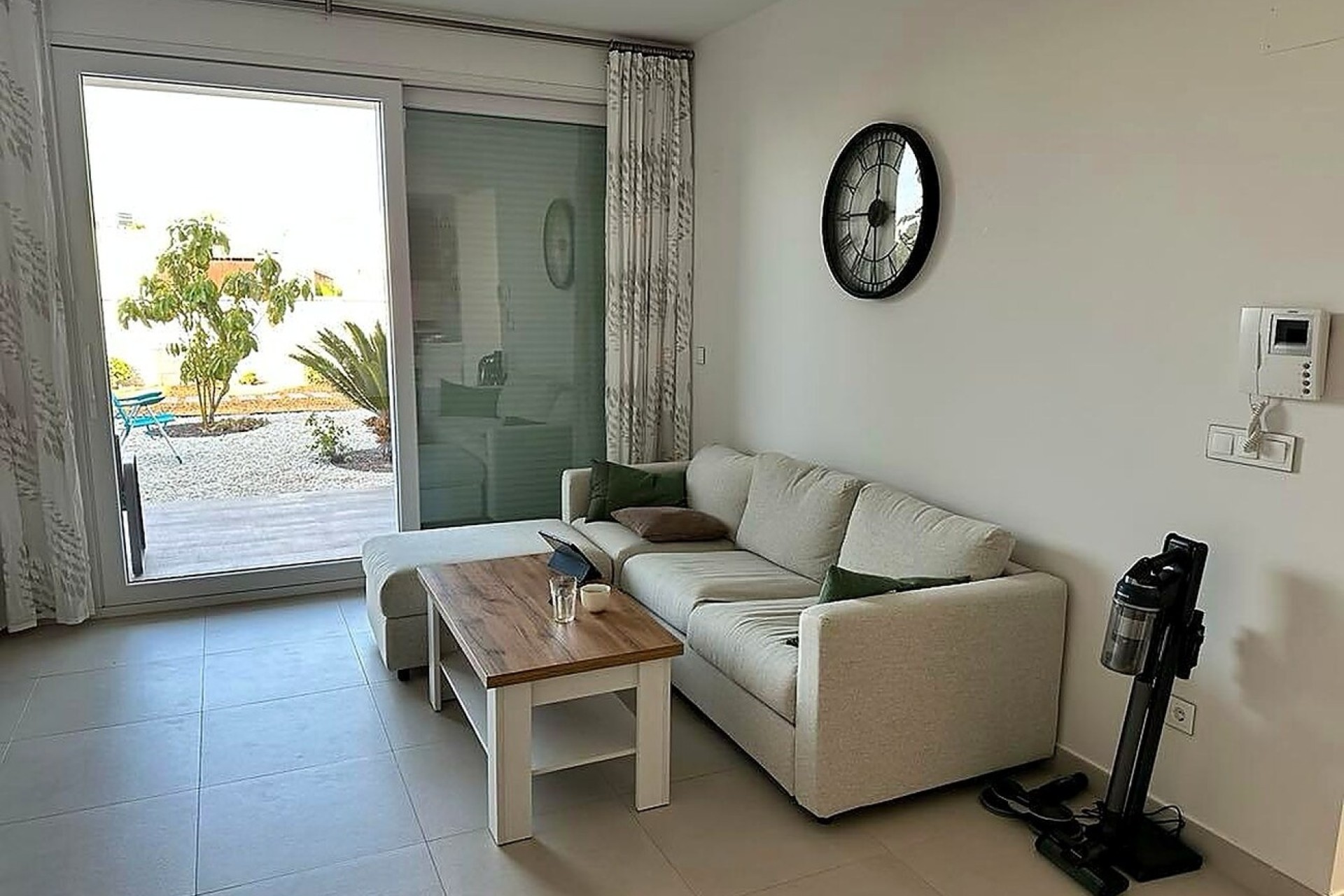 Wiederverkauf - Wohnung / Apartment -
Torrevieja - Torreta florida