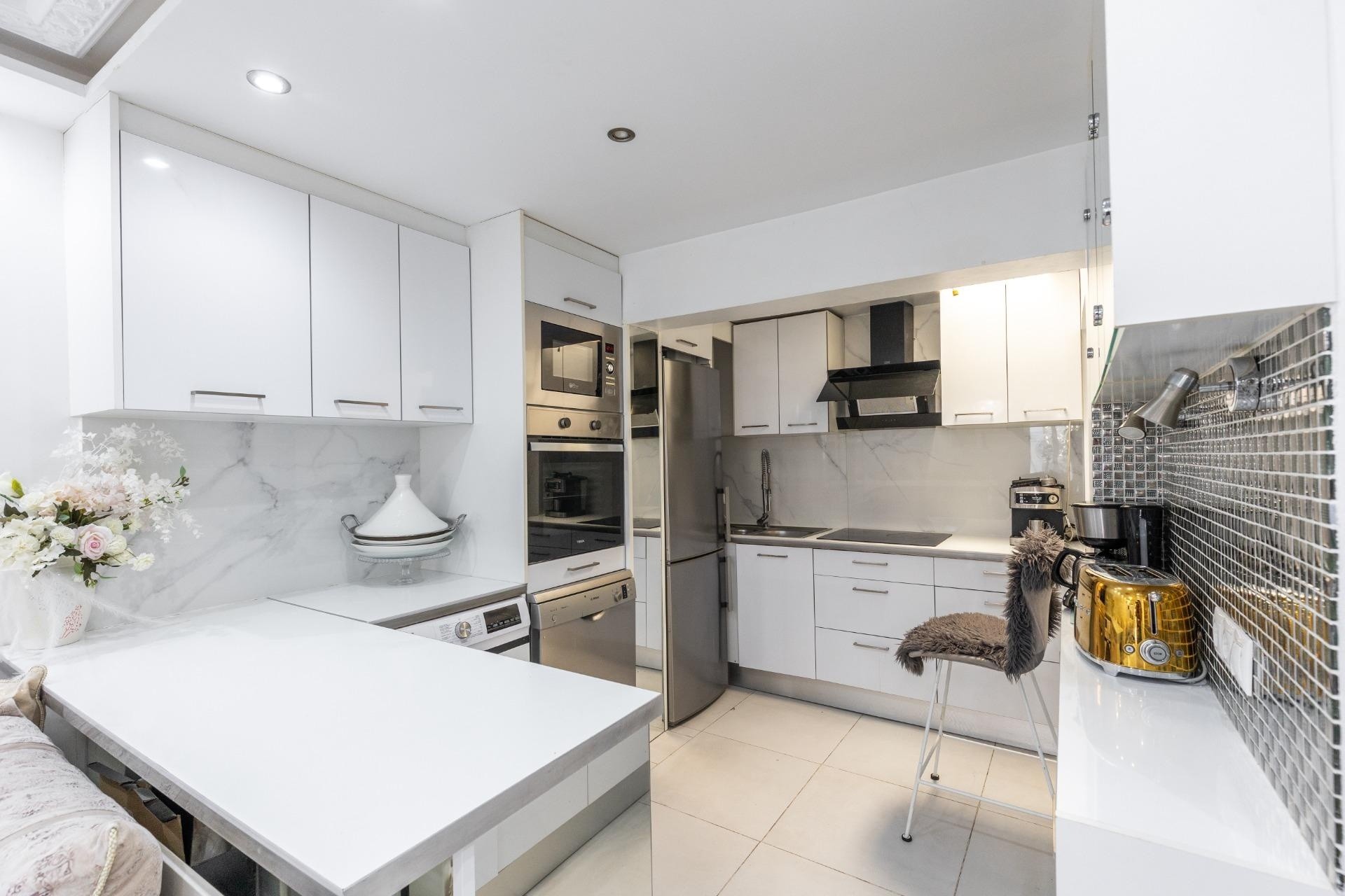 Wiederverkauf - Wohnung / Apartment -
Torrevieja - Torretas