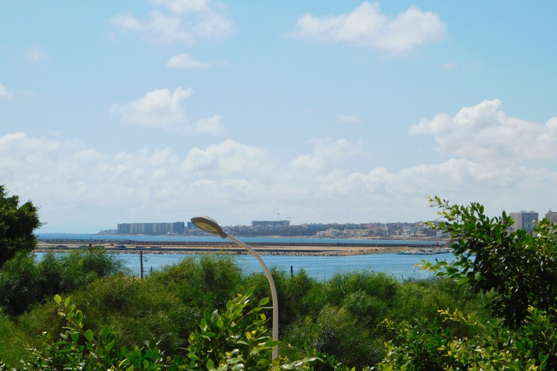 Wiederverkauf - Wohnung / Apartment -
Torrevieja