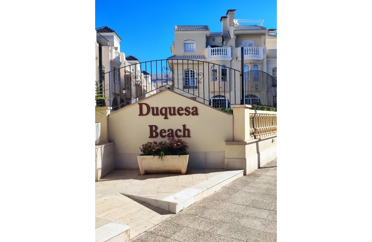 Wiederverkauf - Wohnung / Apartment -
Torrevieja