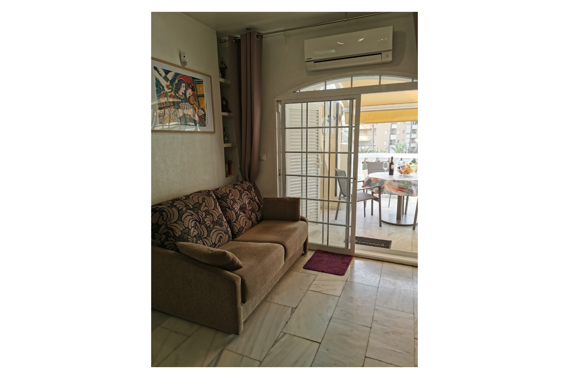 Wiederverkauf - Wohnung / Apartment -
Torrevieja
