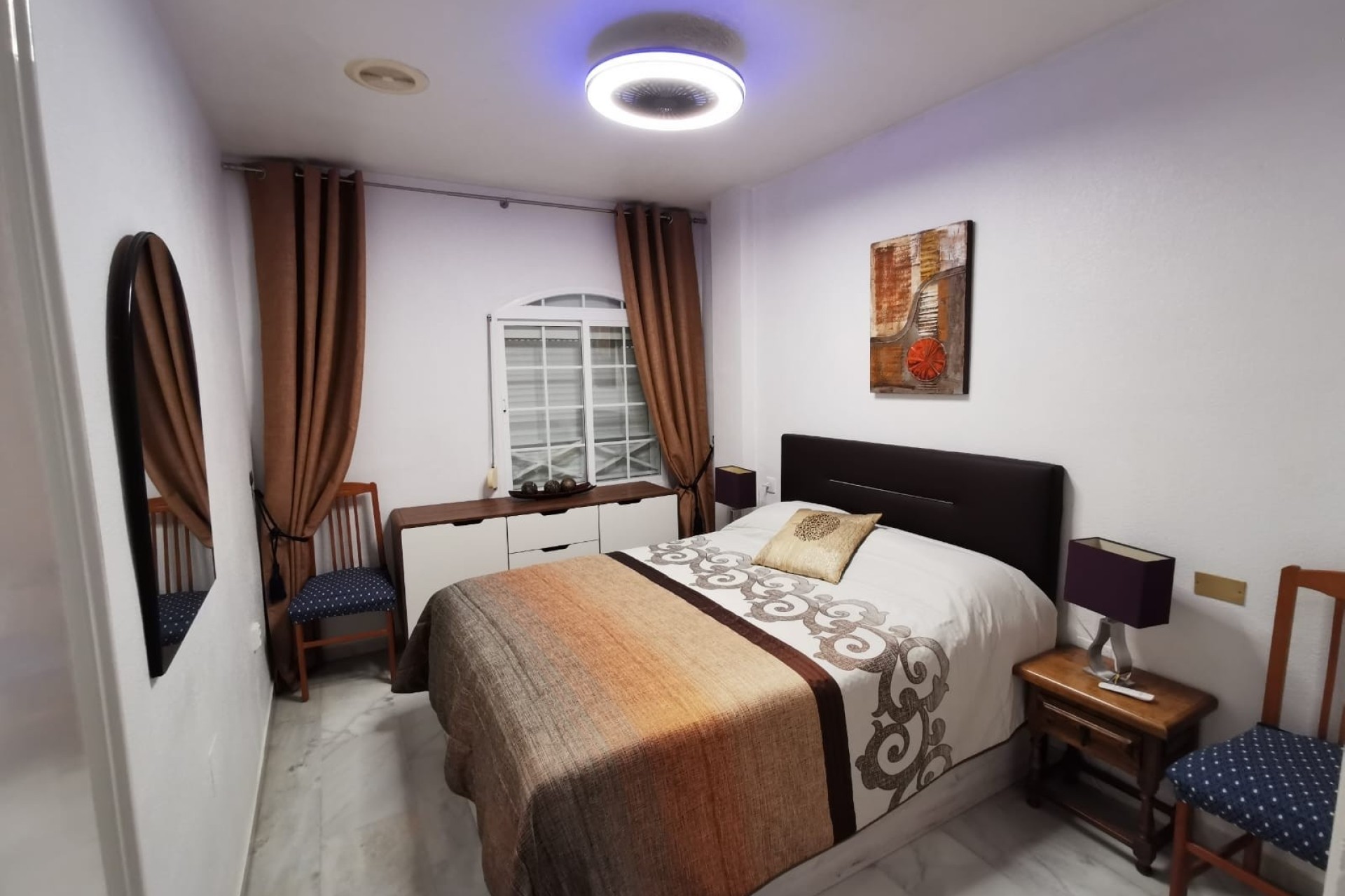 Wiederverkauf - Wohnung / Apartment -
Torrevieja