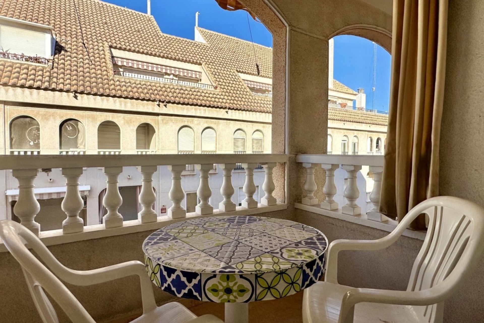 Wiederverkauf - Wohnung / Apartment -
Torrevieja