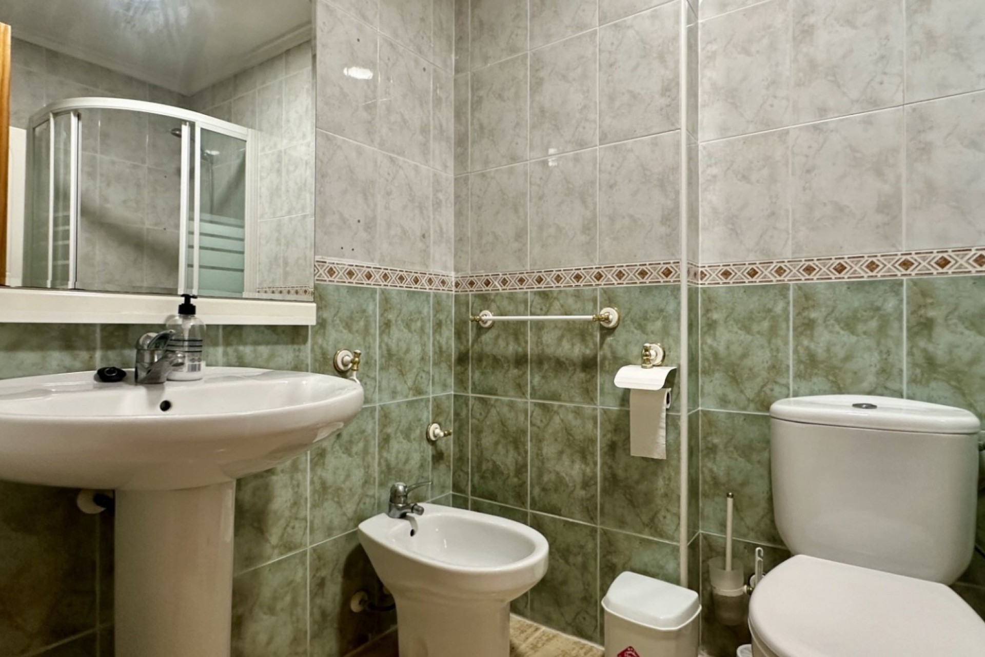 Wiederverkauf - Wohnung / Apartment -
Torrevieja