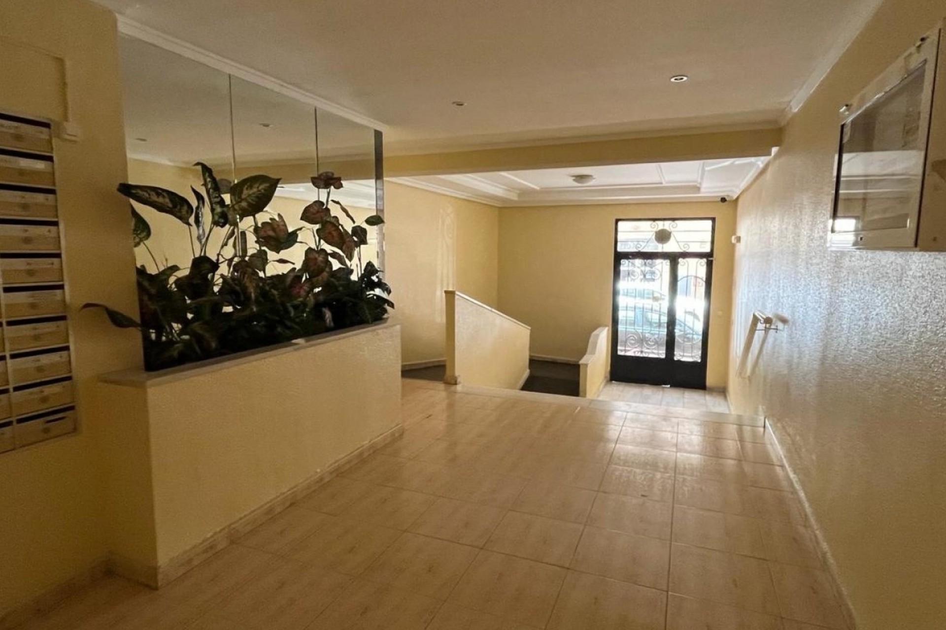 Wiederverkauf - Wohnung / Apartment -
Torrevieja