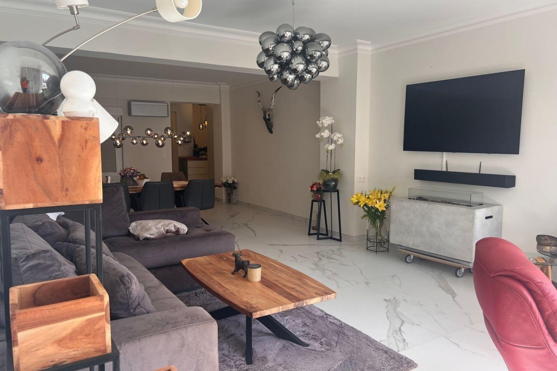 Wiederverkauf - Wohnung / Apartment -
Torrevieja