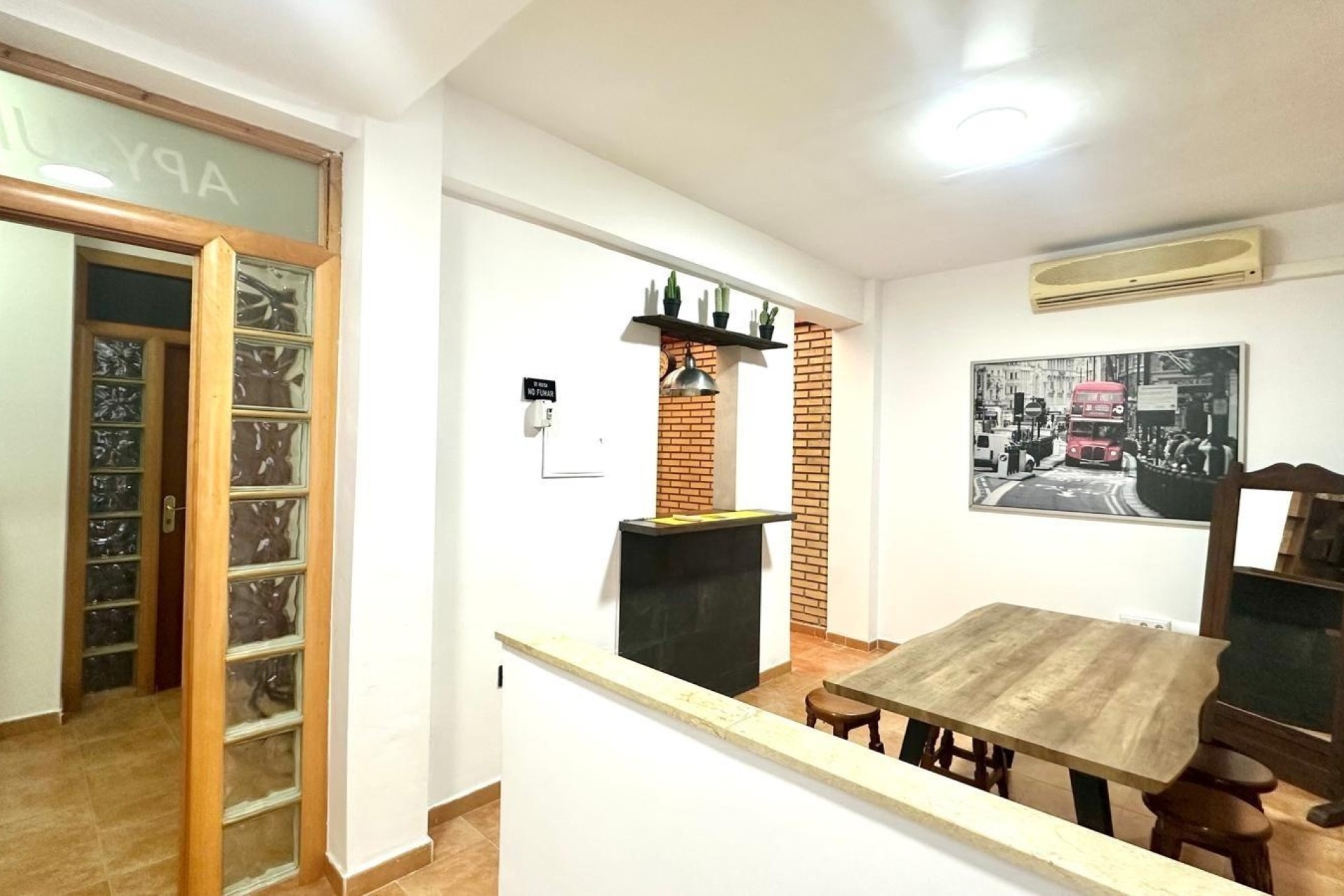 Wiederverkauf - Wohnung / Apartment -
Torrevieja