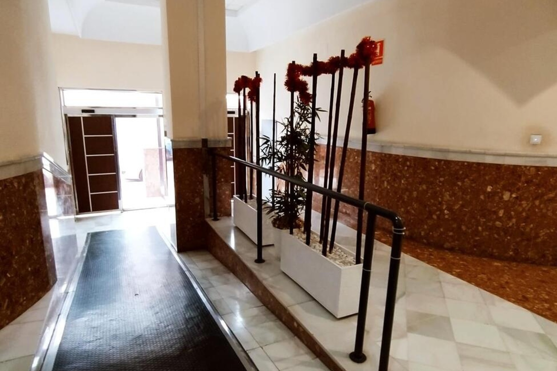 Wiederverkauf - Wohnung / Apartment -
Torrevieja