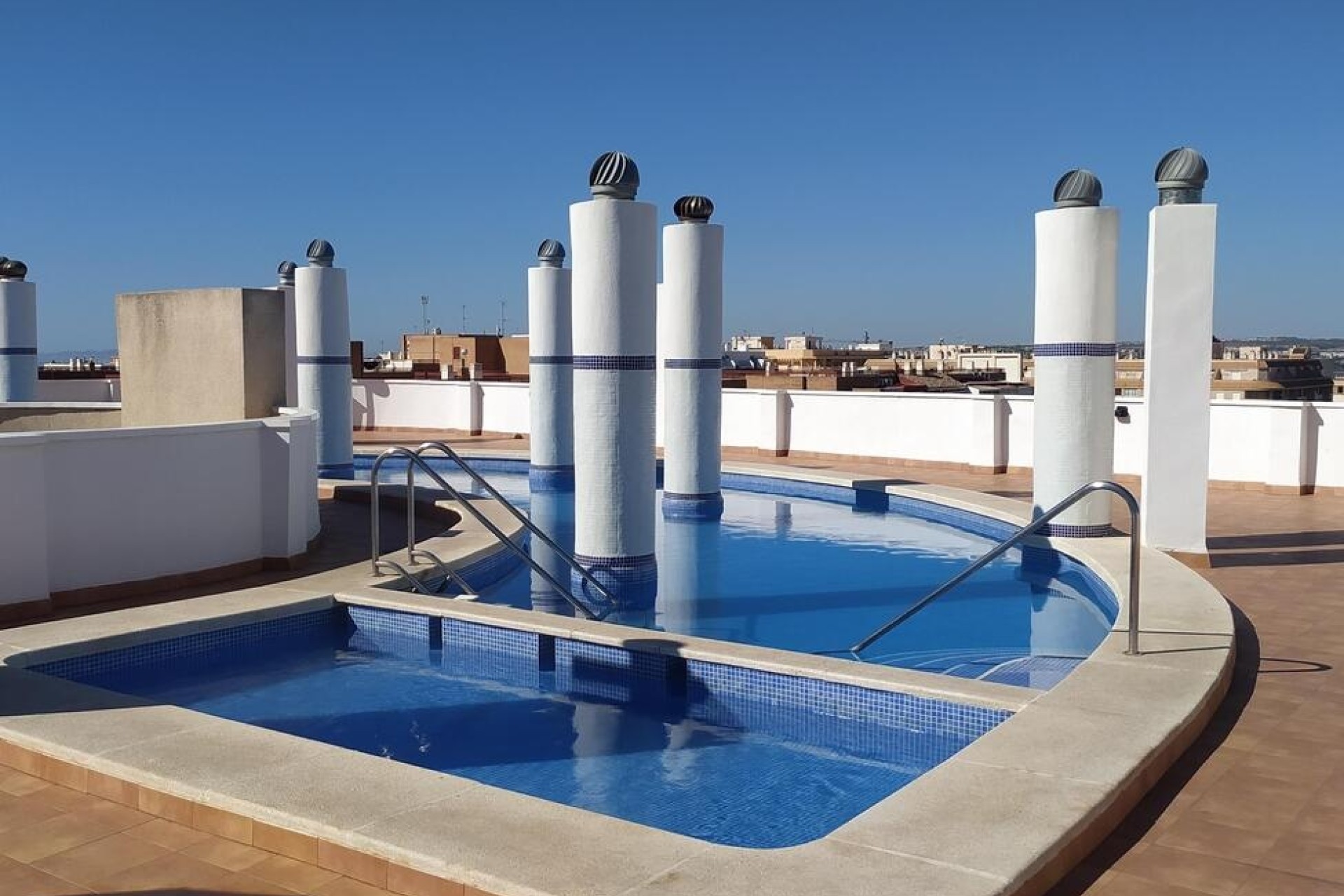 Wiederverkauf - Wohnung / Apartment -
Torrevieja