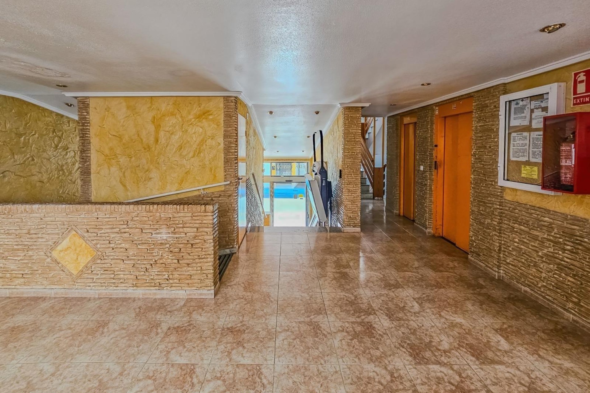 Wiederverkauf - Wohnung / Apartment -
Torrevieja