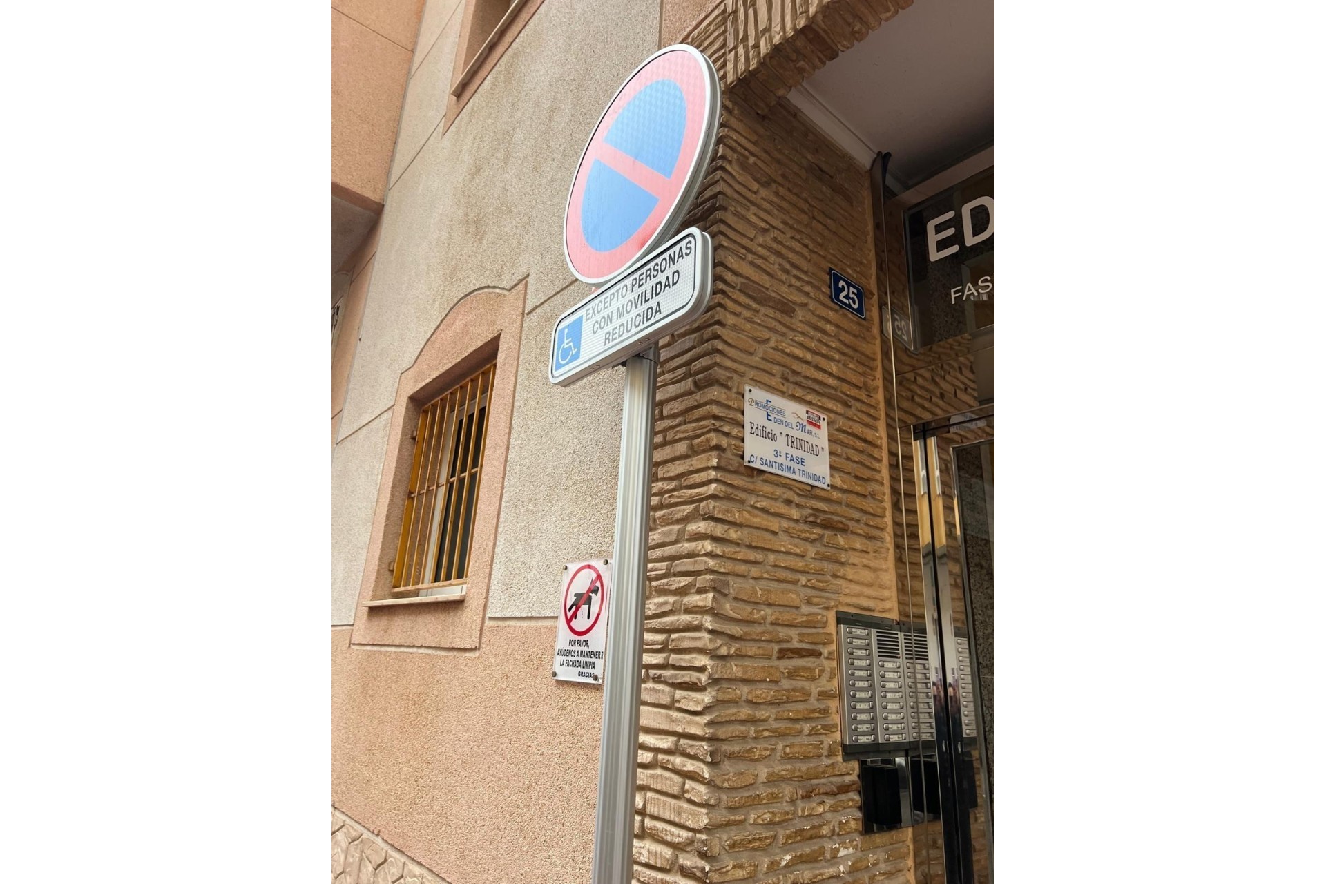 Wiederverkauf - Wohnung / Apartment -
Torrevieja