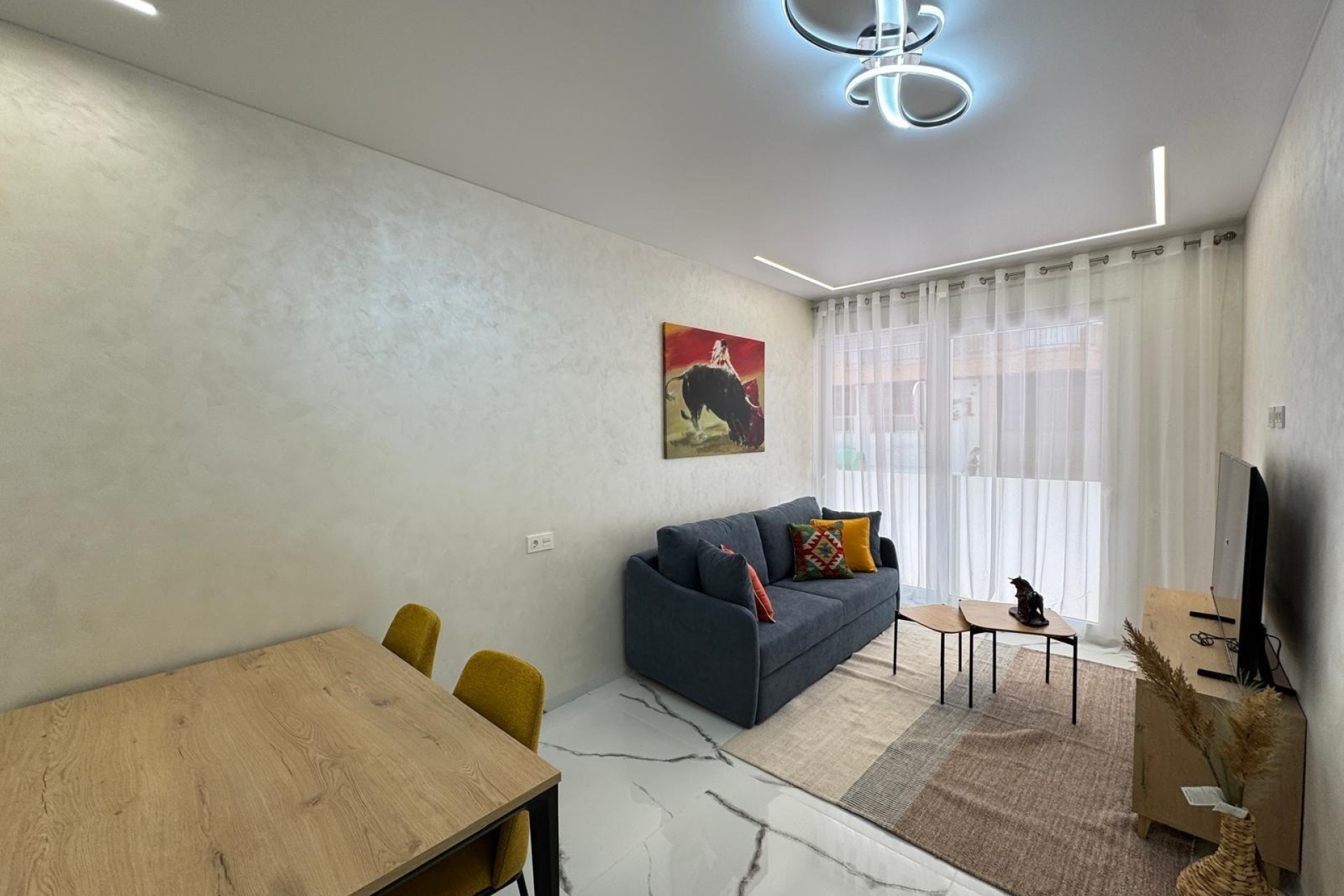 Wiederverkauf - Wohnung / Apartment -
Torrevieja