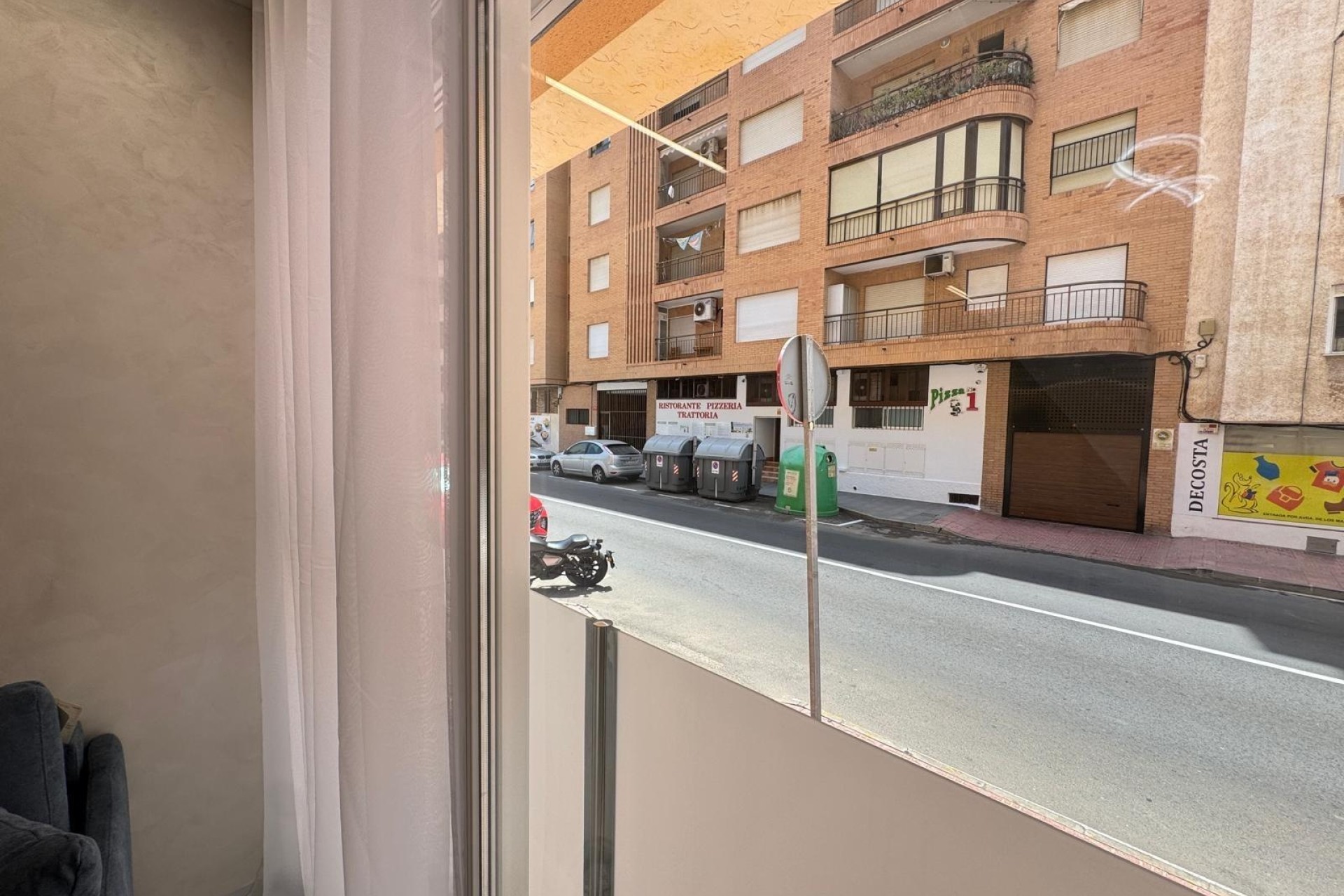 Wiederverkauf - Wohnung / Apartment -
Torrevieja
