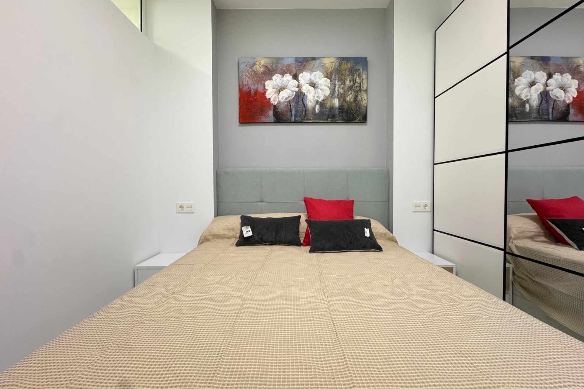 Wiederverkauf - Wohnung / Apartment -
Torrevieja