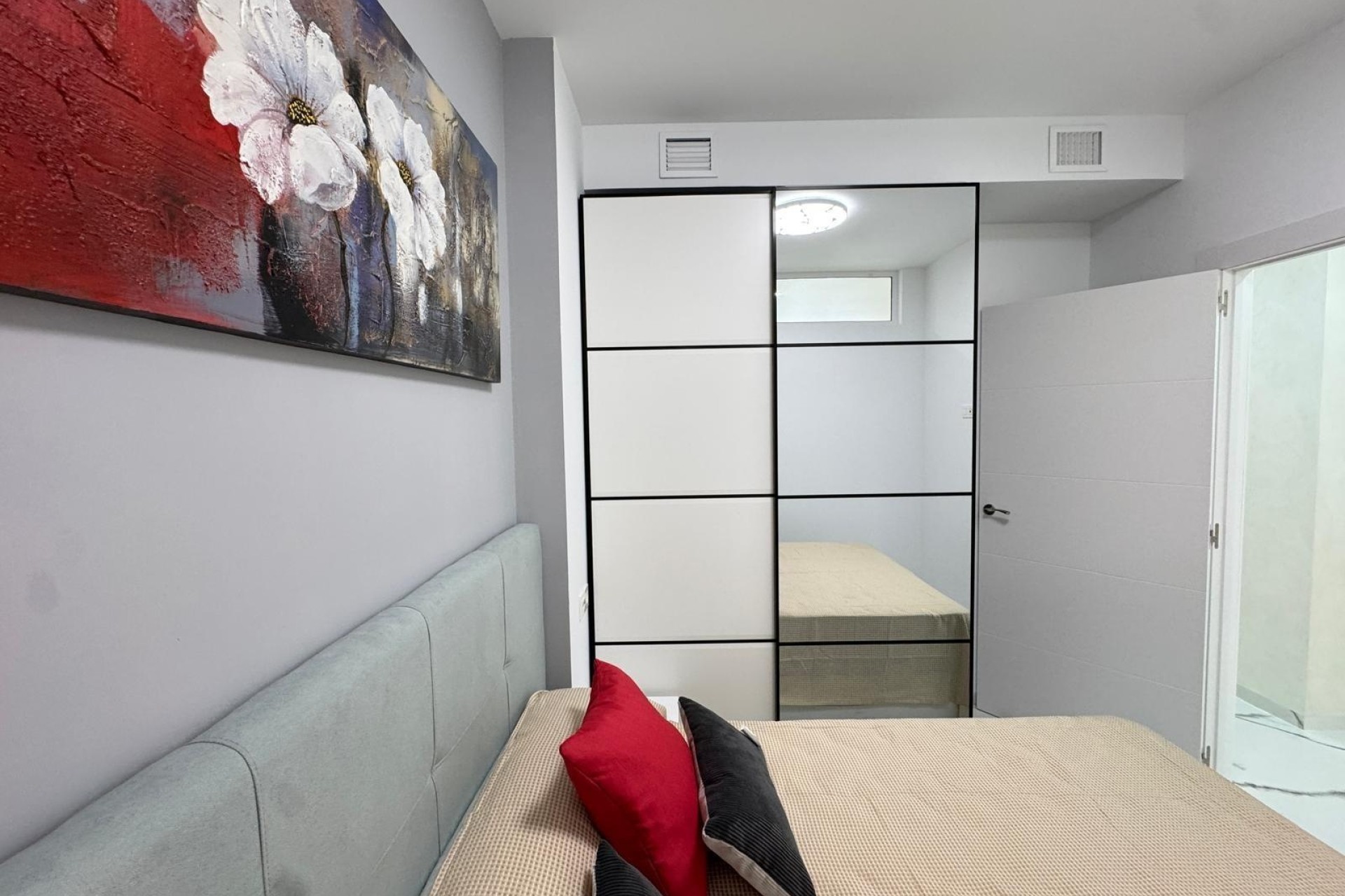 Wiederverkauf - Wohnung / Apartment -
Torrevieja