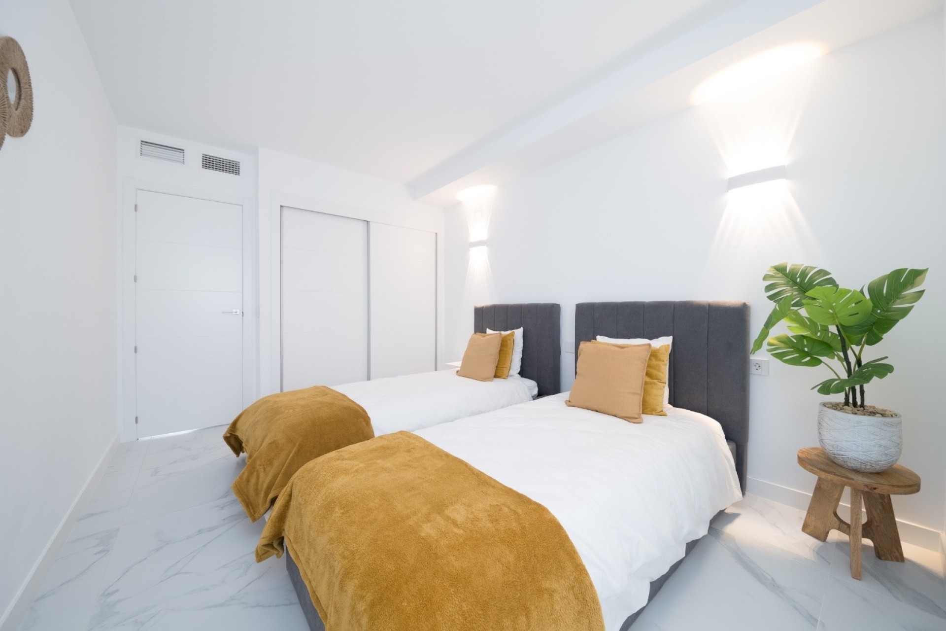 Wiederverkauf - Wohnung / Apartment -
Torrevieja