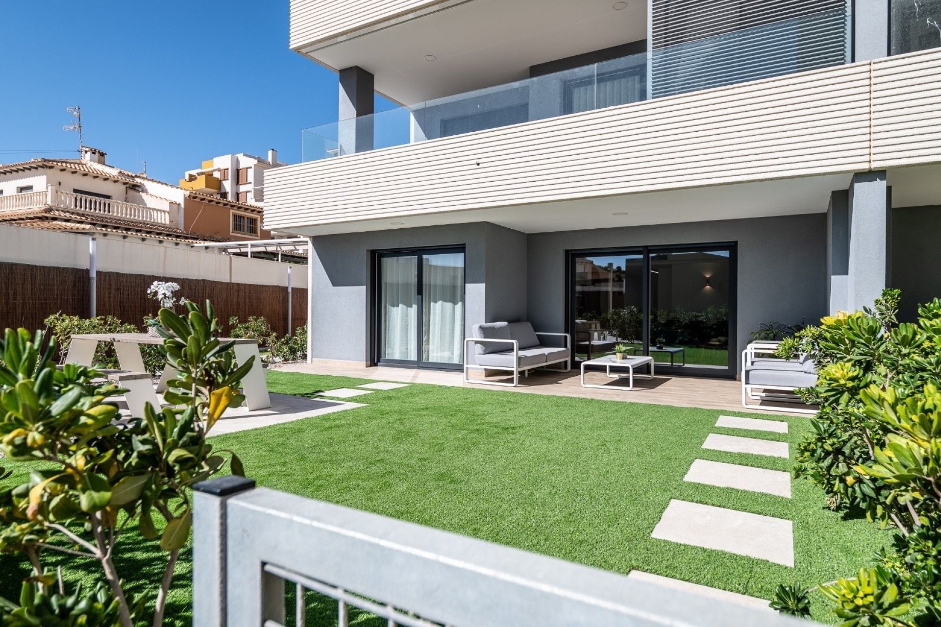 Wiederverkauf - Wohnung / Apartment -
Torrevieja