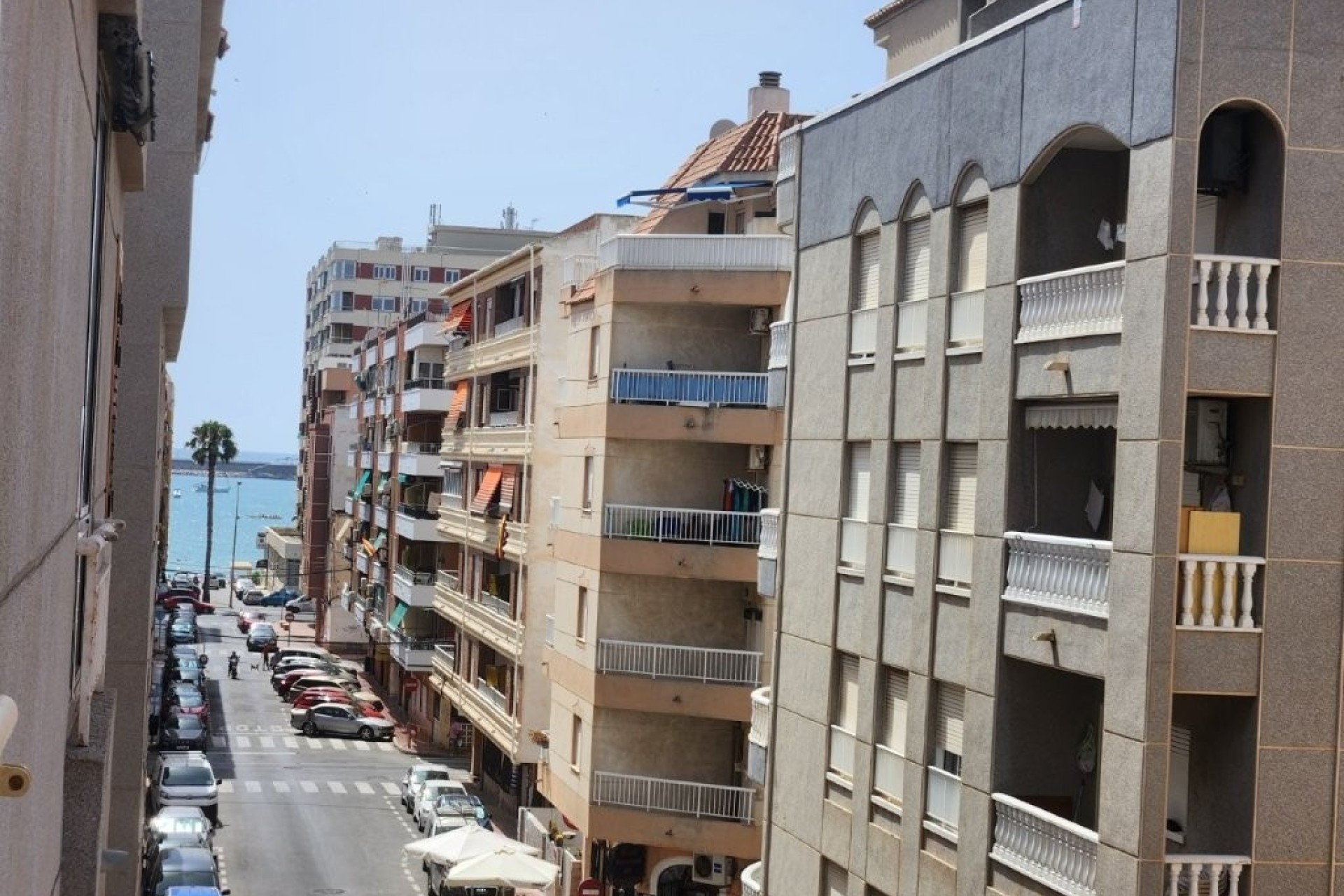 Wiederverkauf - Wohnung / Apartment -
Torrevieja