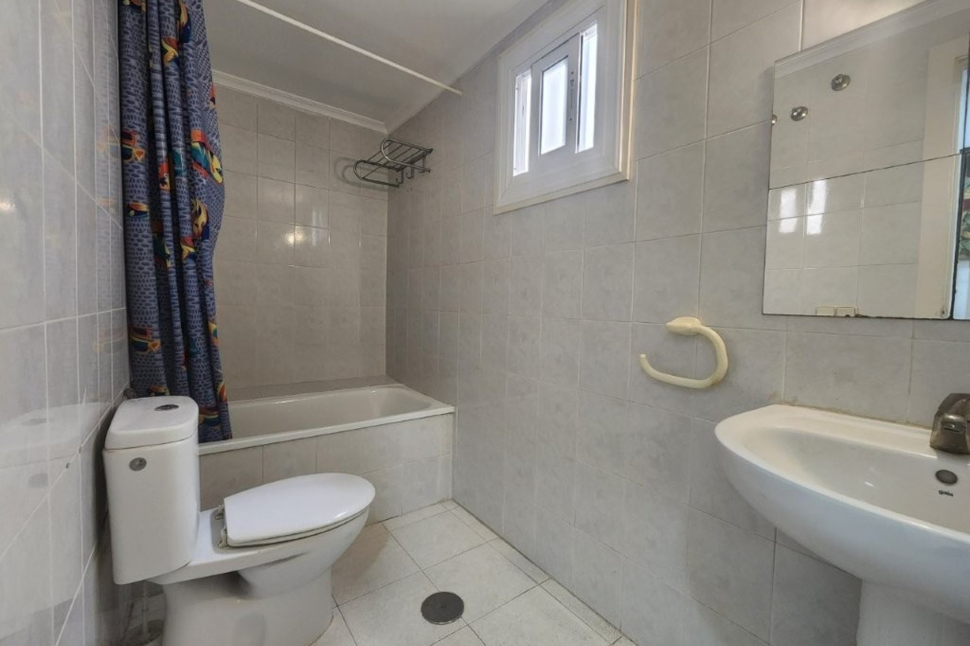 Wiederverkauf - Wohnung / Apartment -
Torrevieja