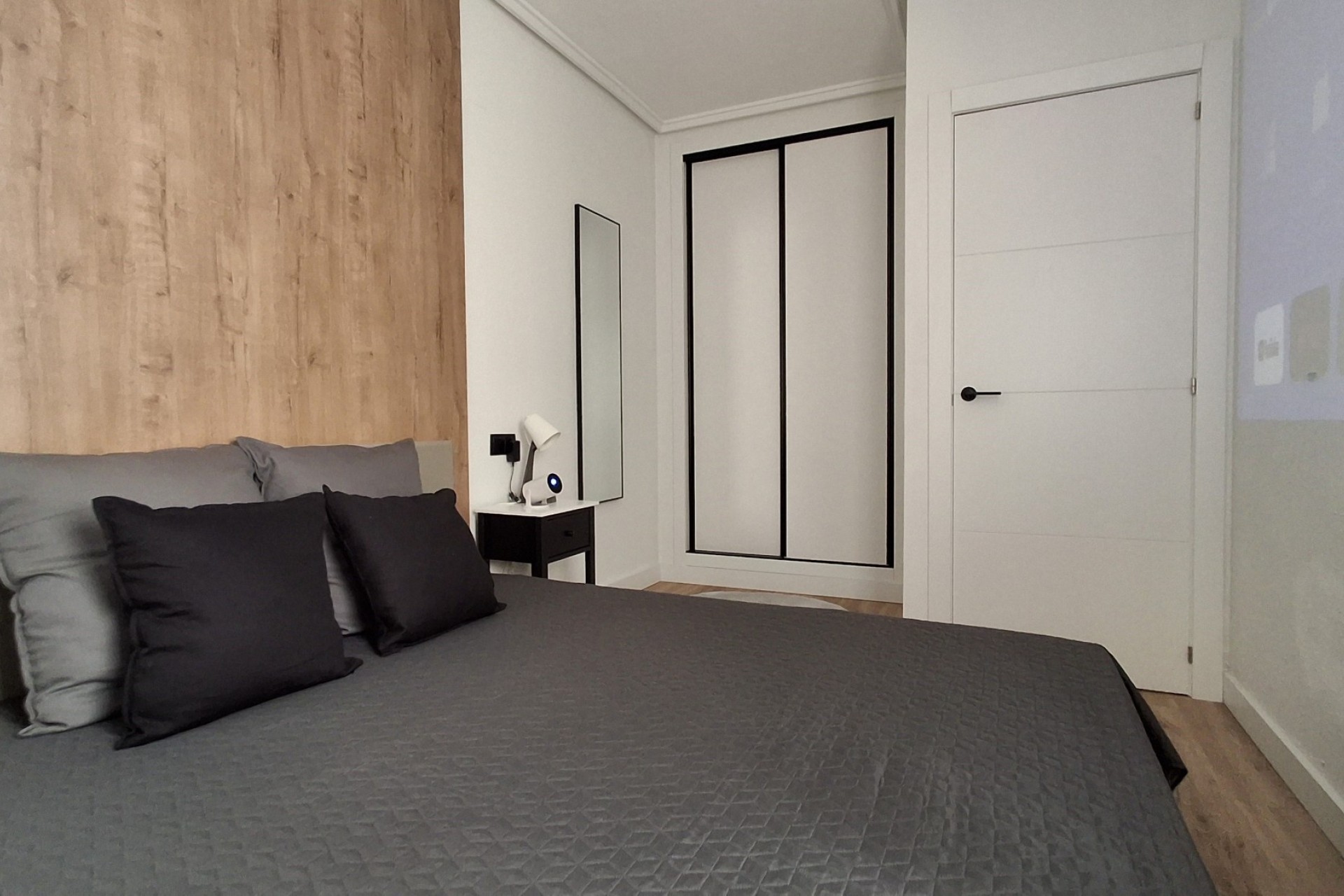 Wiederverkauf - Wohnung / Apartment -
Torrevieja