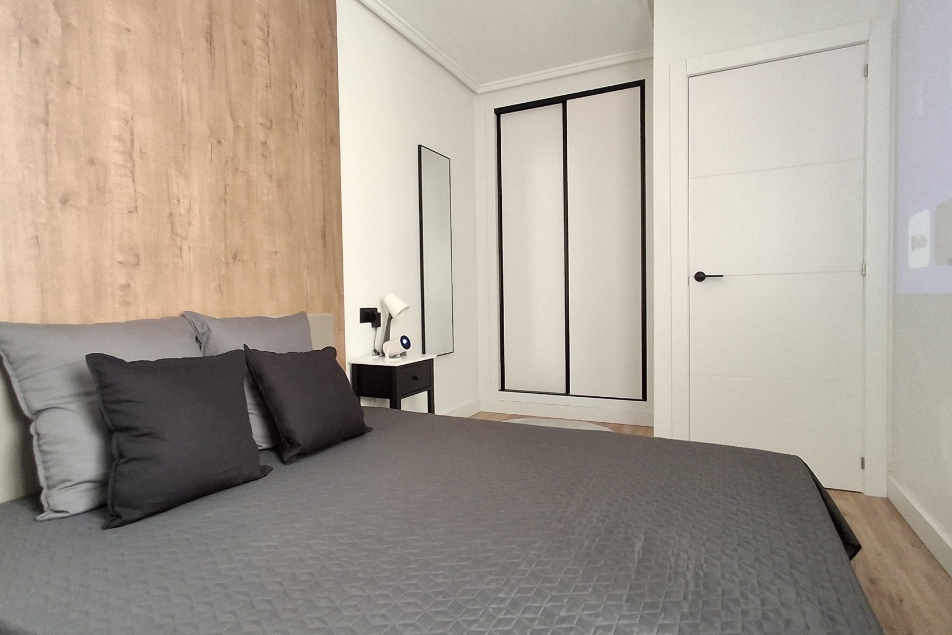 Wiederverkauf - Wohnung / Apartment -
Torrevieja