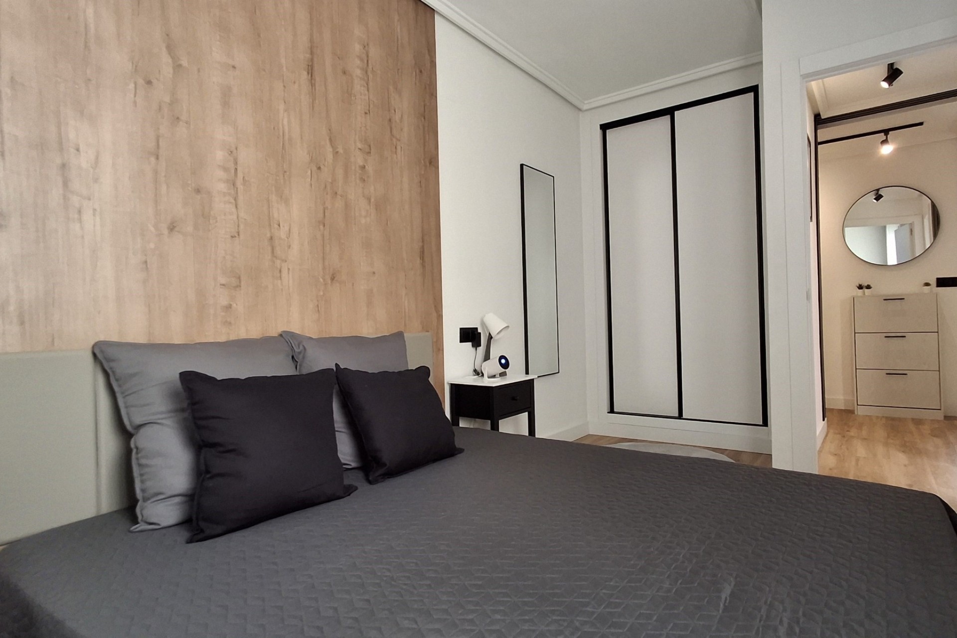 Wiederverkauf - Wohnung / Apartment -
Torrevieja
