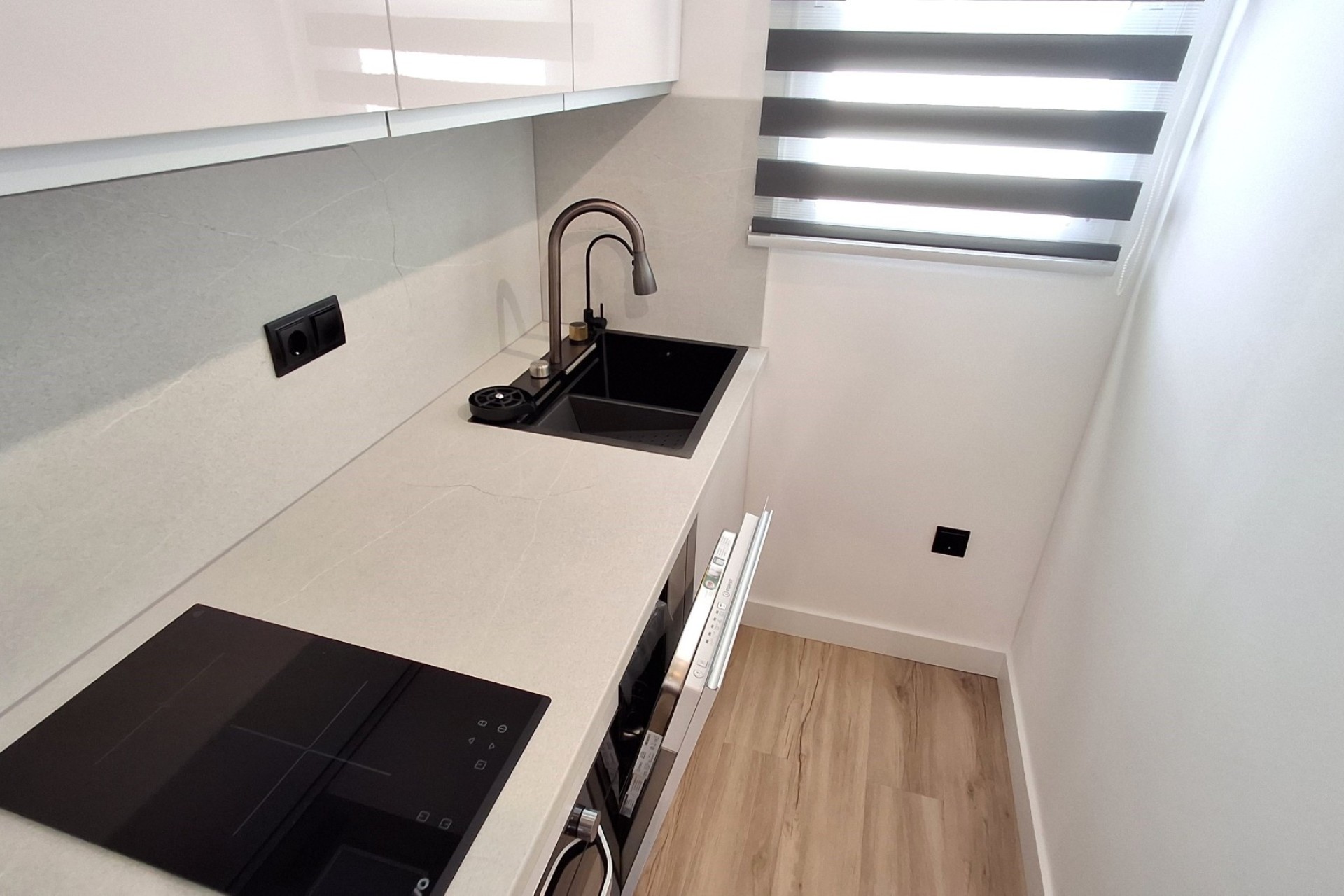 Wiederverkauf - Wohnung / Apartment -
Torrevieja