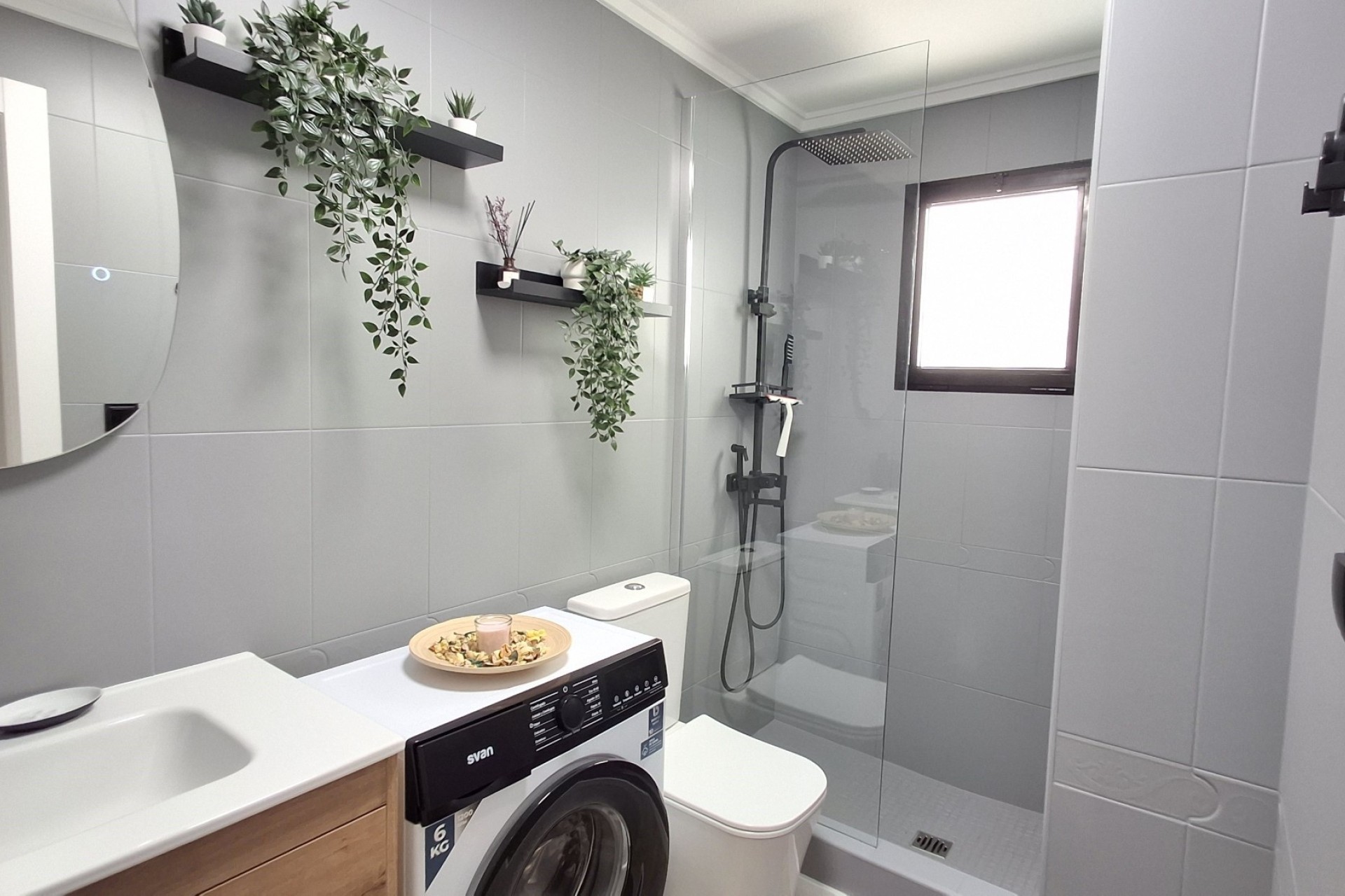 Wiederverkauf - Wohnung / Apartment -
Torrevieja