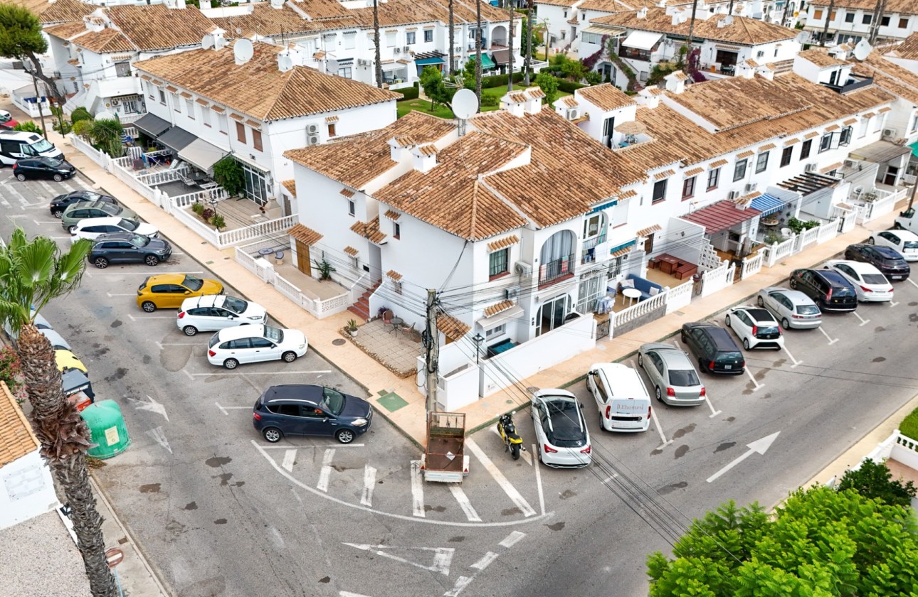 Wiederverkauf - Wohnung / Apartment -
Torrevieja