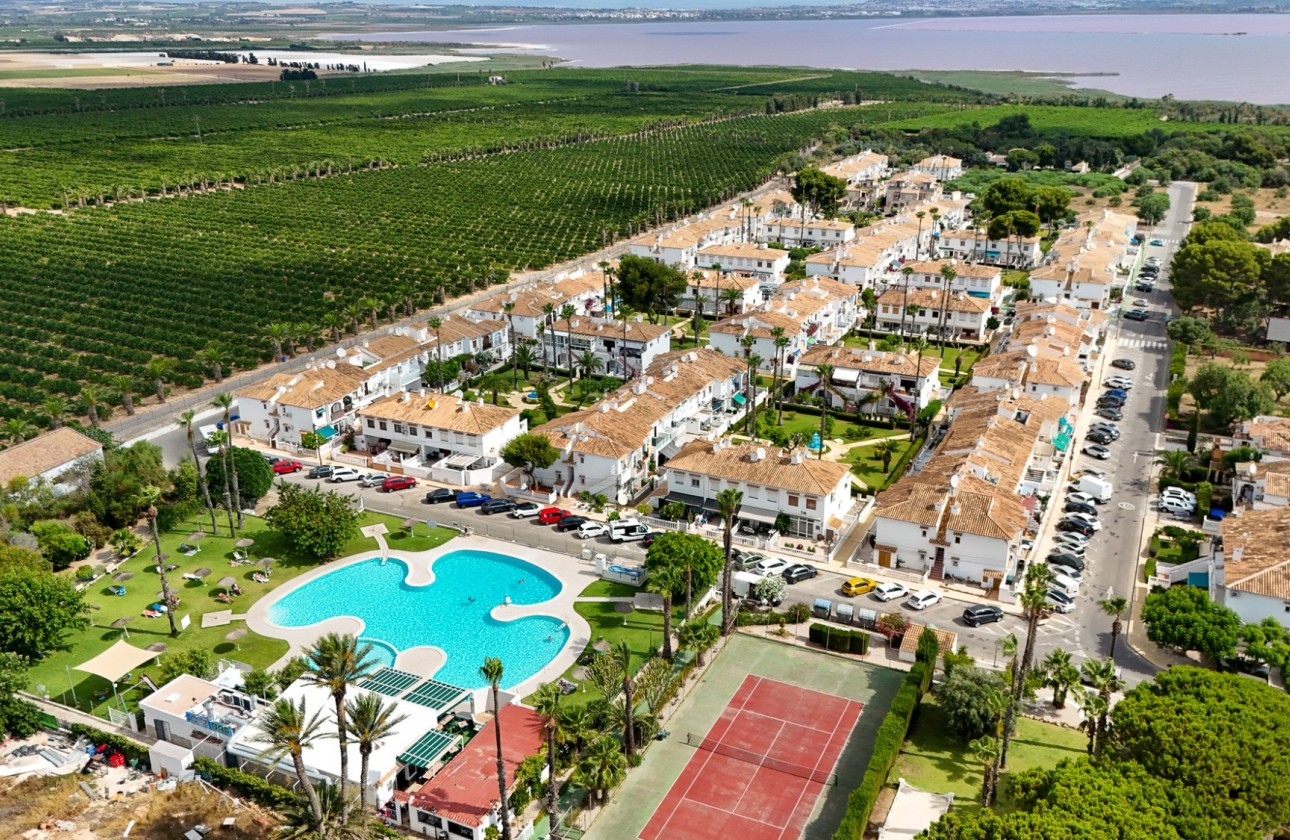 Wiederverkauf - Wohnung / Apartment -
Torrevieja