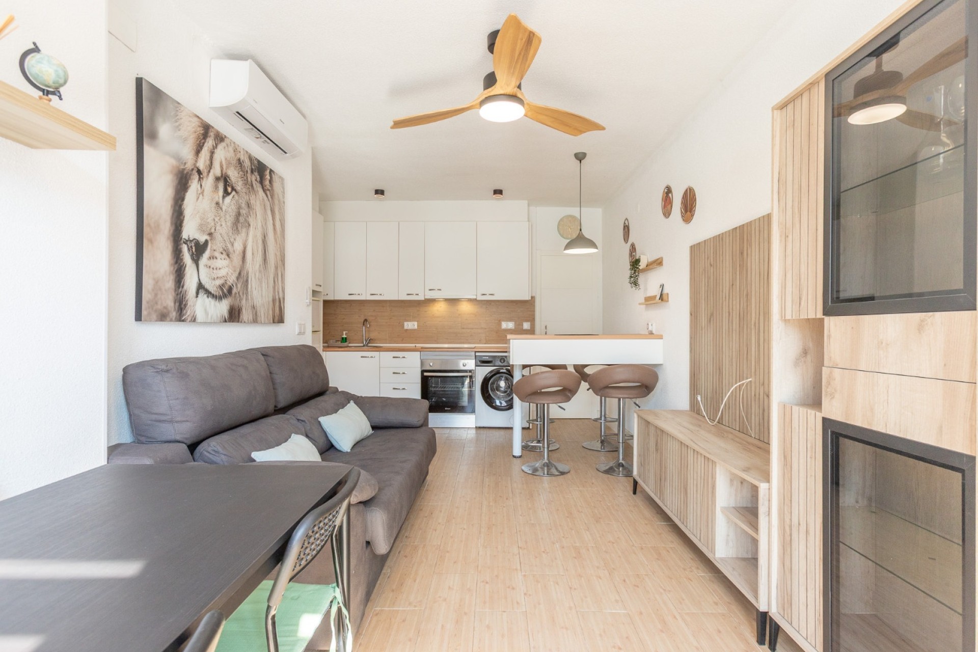 Wiederverkauf - Wohnung / Apartment -
Torrevieja