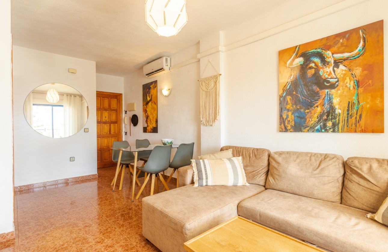 Wiederverkauf - Wohnung / Apartment -
Torrevieja