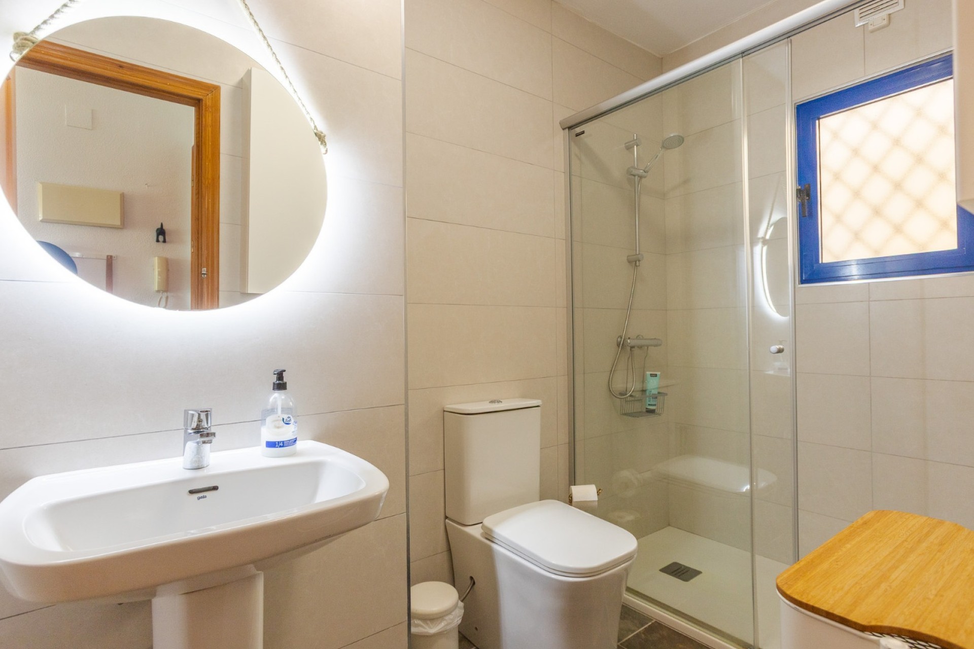 Wiederverkauf - Wohnung / Apartment -
Torrevieja