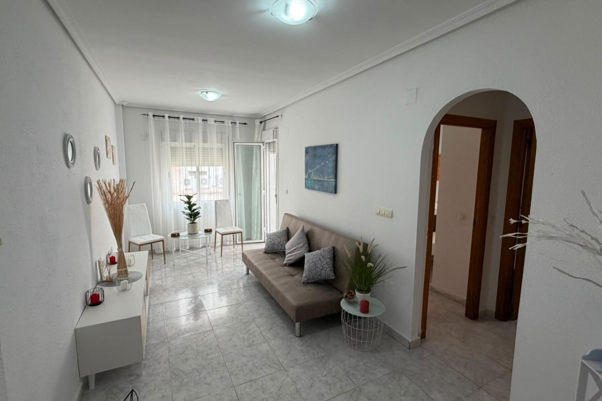 Wiederverkauf - Wohnung / Apartment -
Torrevieja