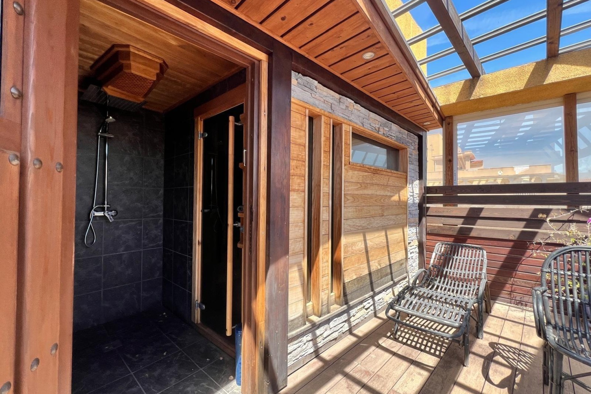 Wiederverkauf - Wohnung / Apartment -
Torrevieja