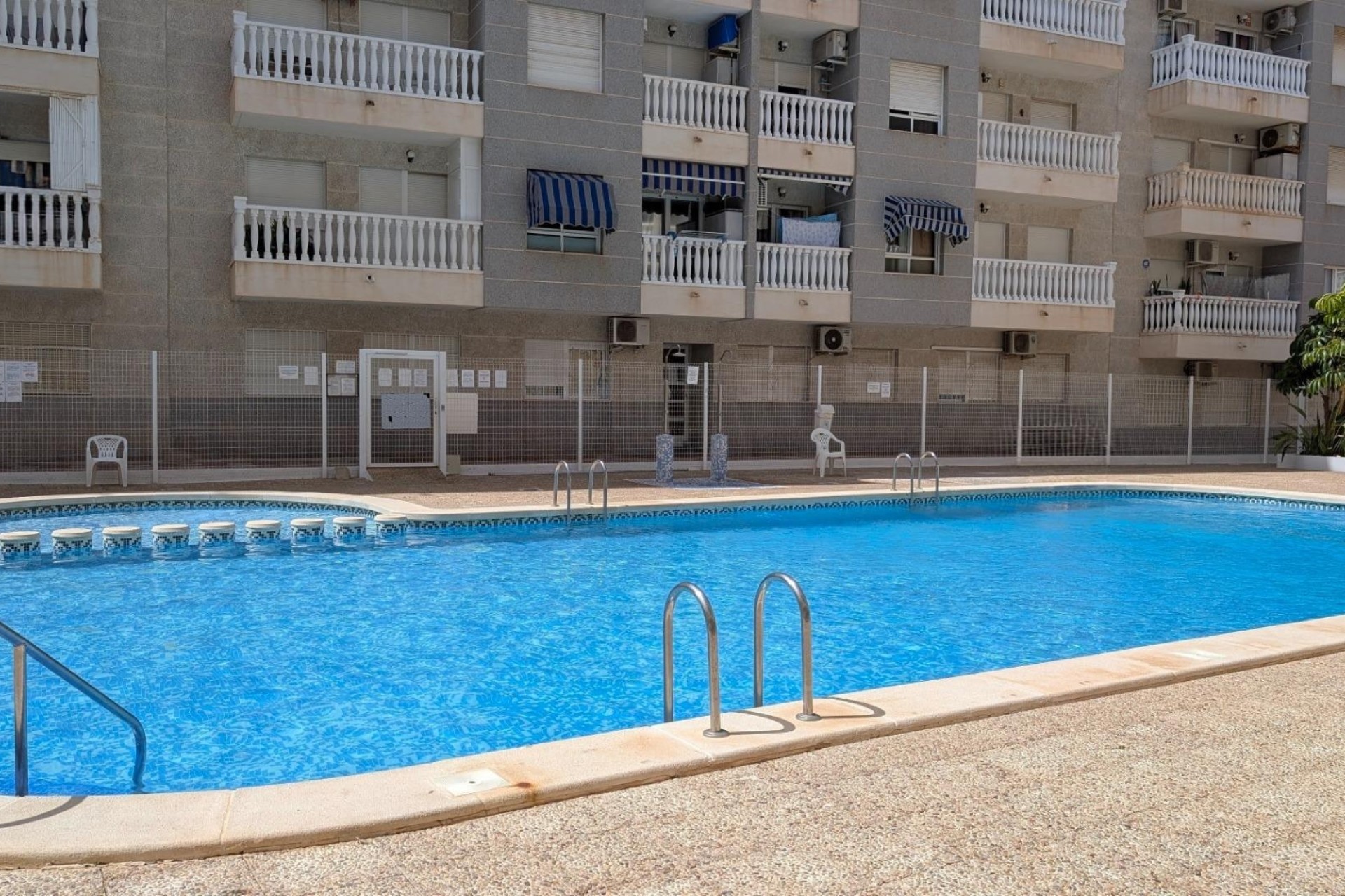 Wiederverkauf - Wohnung / Apartment -
Torrevieja