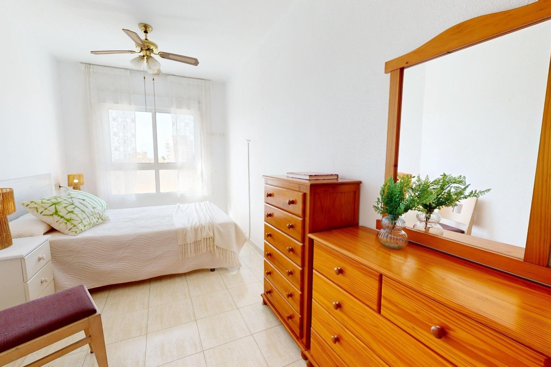 Wiederverkauf - Wohnung / Apartment -
Torrevieja