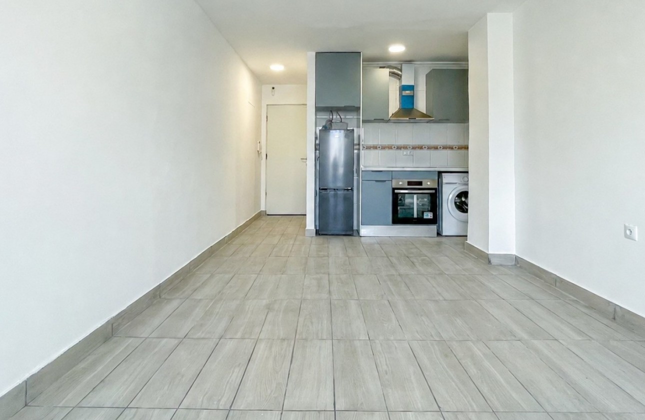 Wiederverkauf - Wohnung / Apartment -
Torrevieja