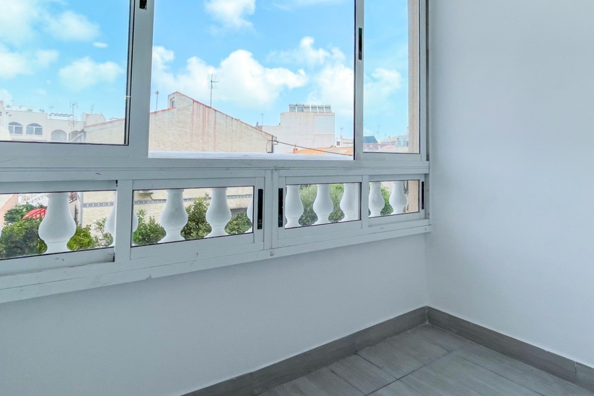 Wiederverkauf - Wohnung / Apartment -
Torrevieja